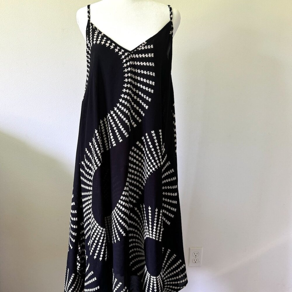 Manaola Pualahilahi dress